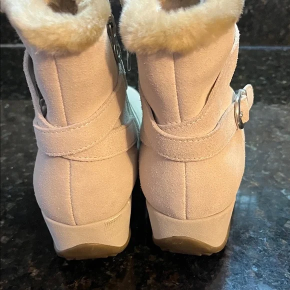 Women's Sporto Cream Ankle Boots - Picture 6 of 9